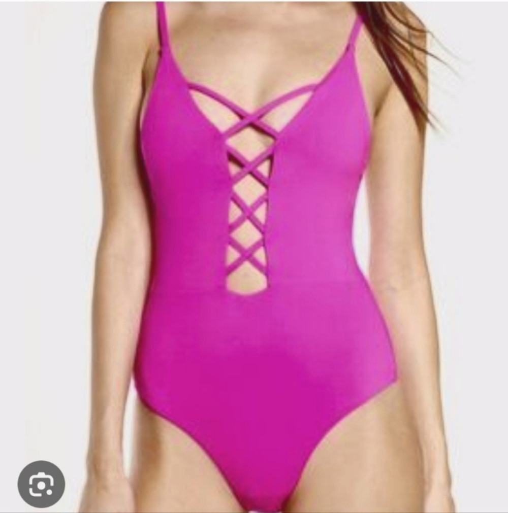 NWT Dippin' Daisy's Bliss Pink Ribbed One Piece Swimsuit Size Small